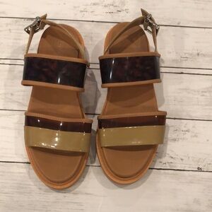 Urban Outfitters UO Tortoise Nude Platform Sandals